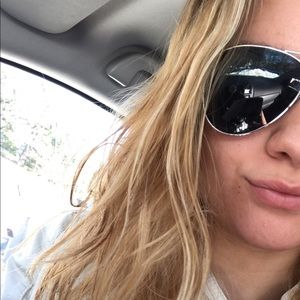 Meet your Posher, Mallory